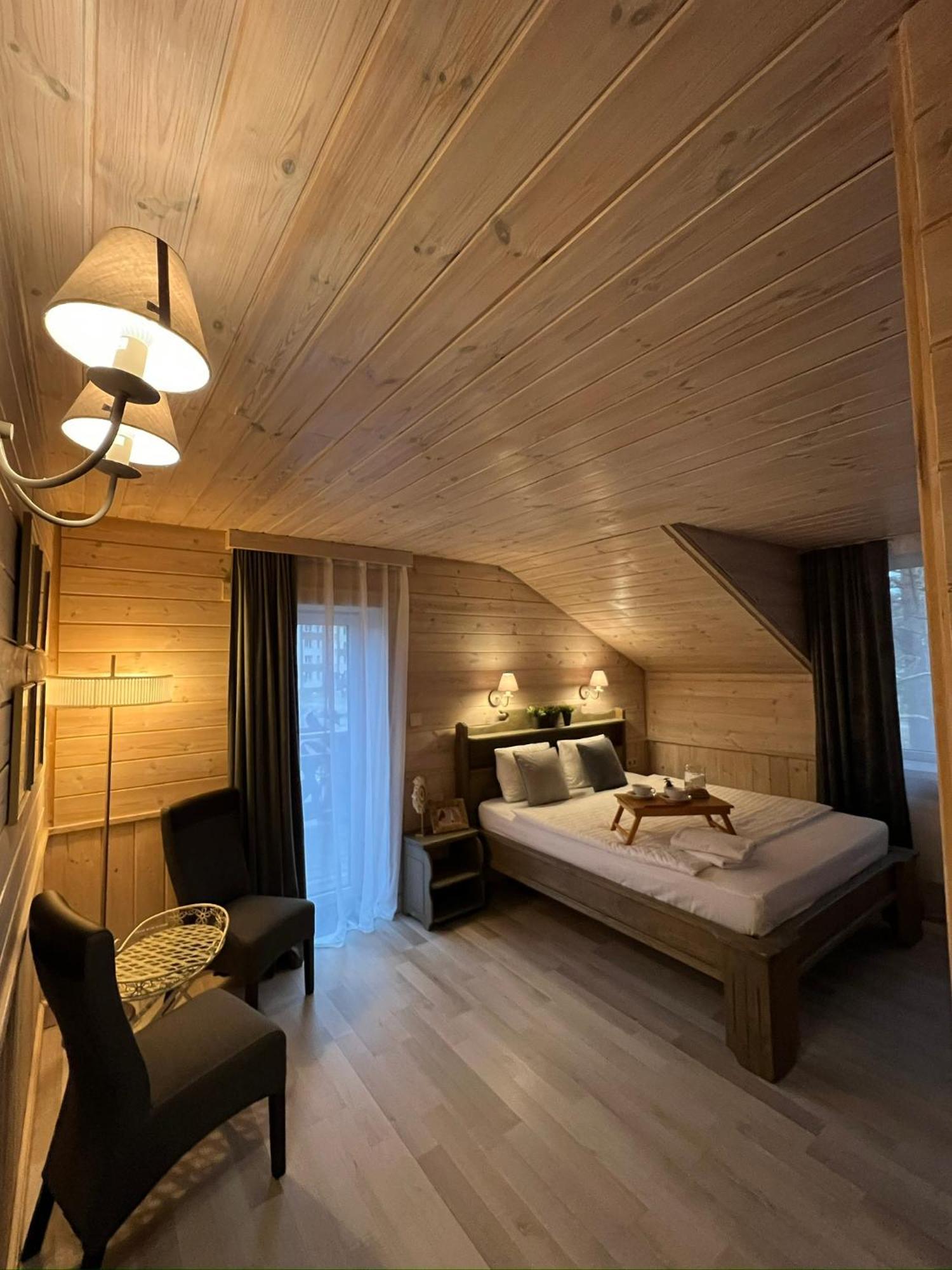 Agate Hotel Ozolnieki Eksteriør bilde