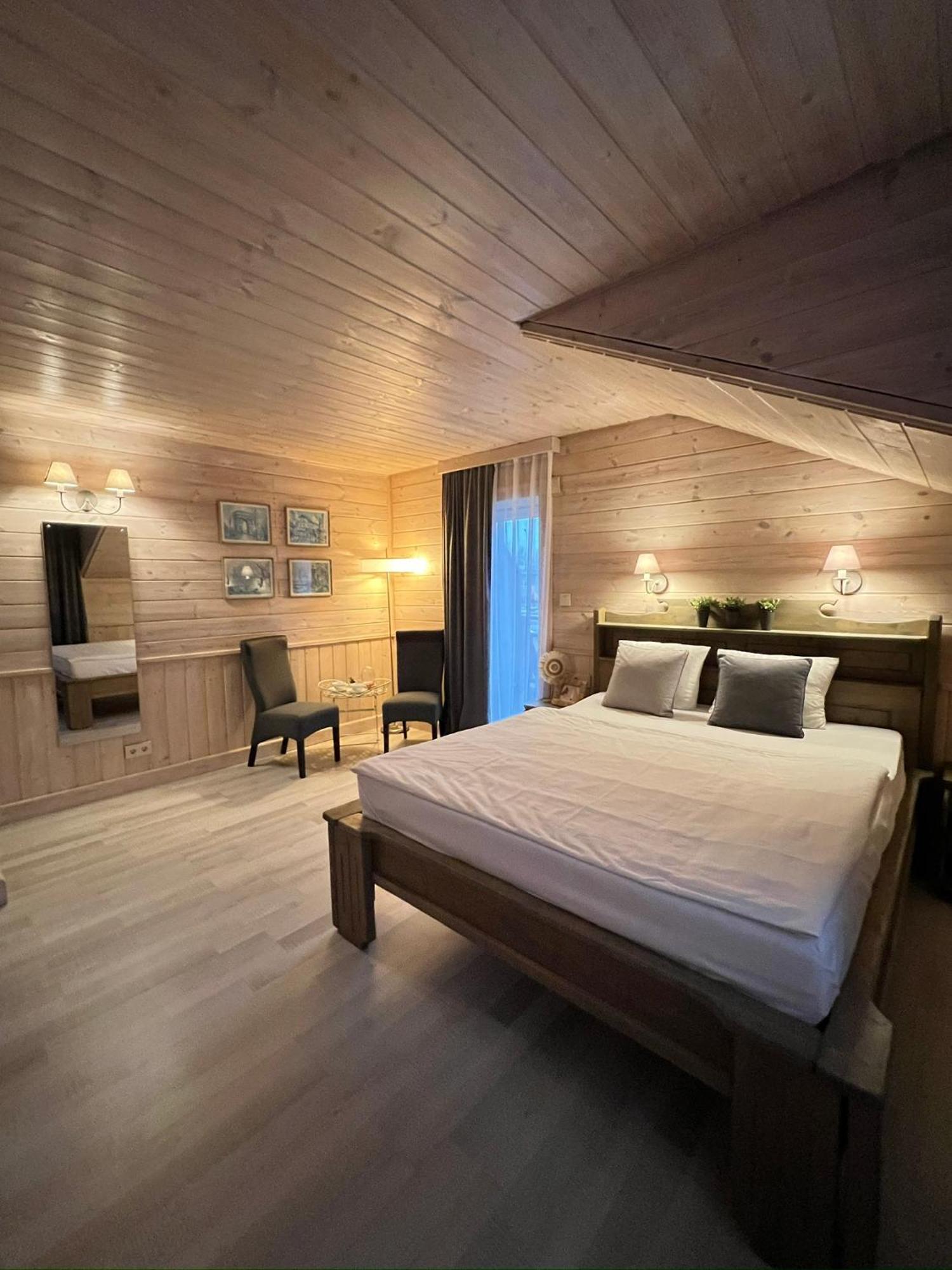 Agate Hotel Ozolnieki Eksteriør bilde