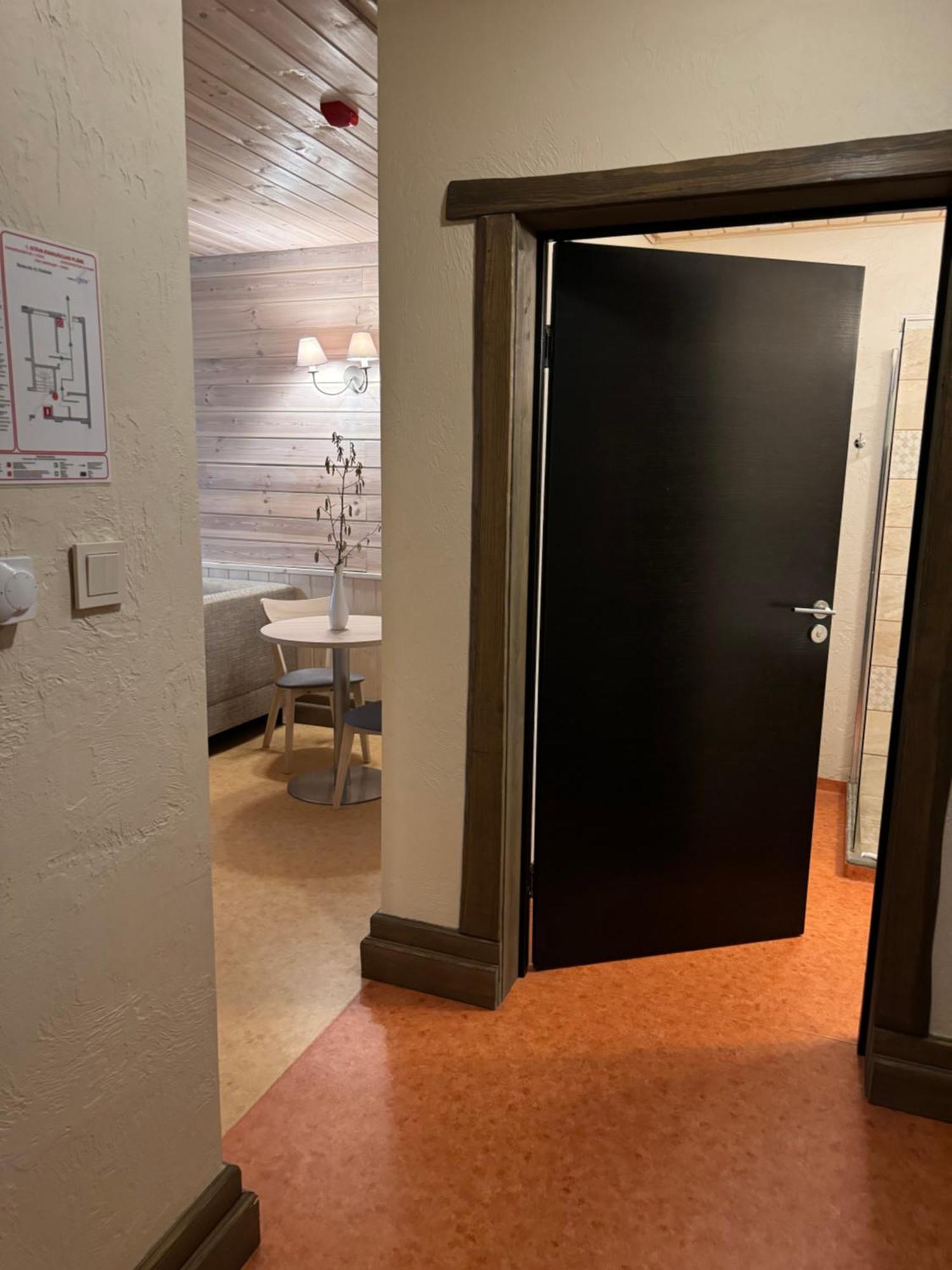Agate Hotel Ozolnieki Eksteriør bilde