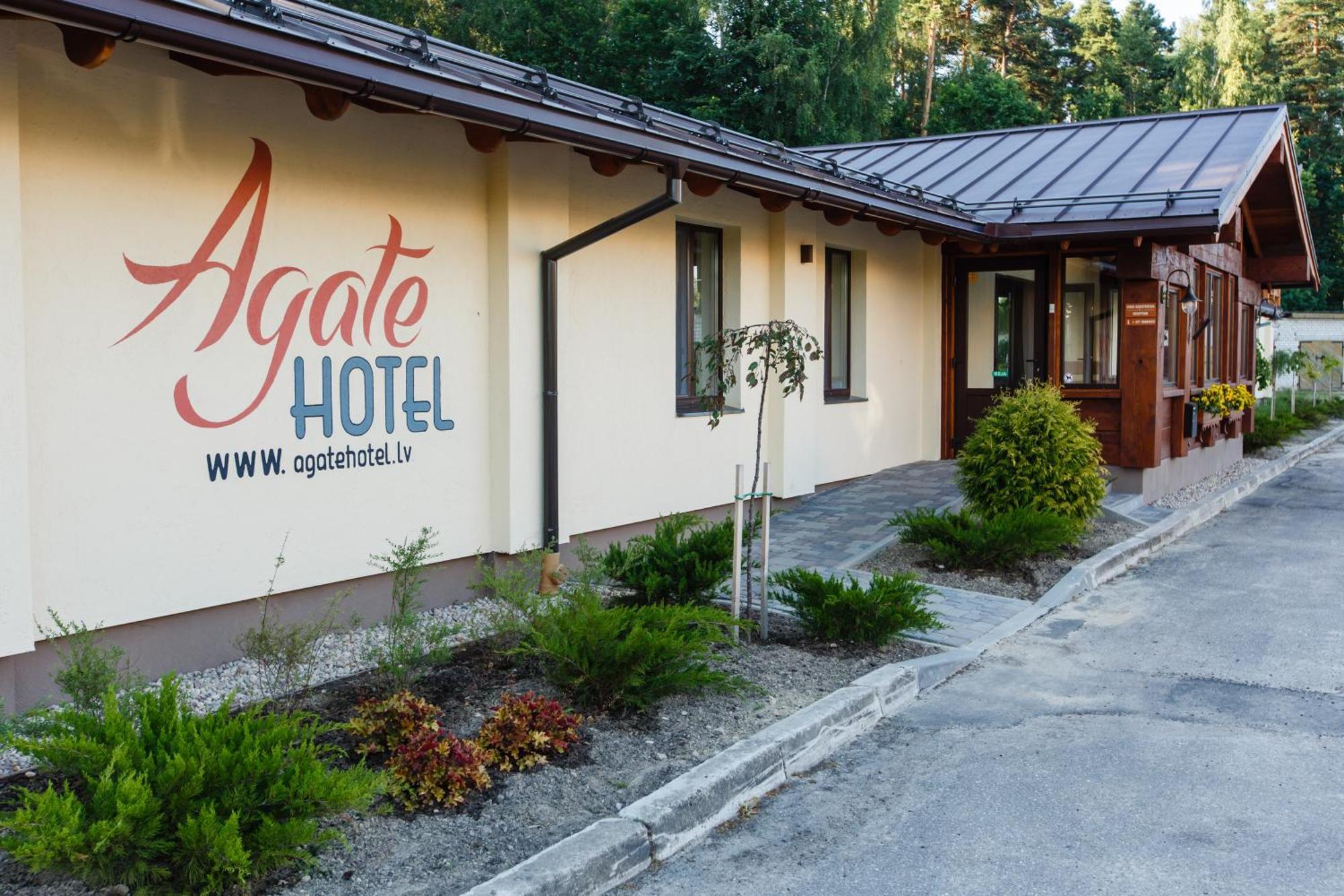 Agate Hotel Ozolnieki Eksteriør bilde